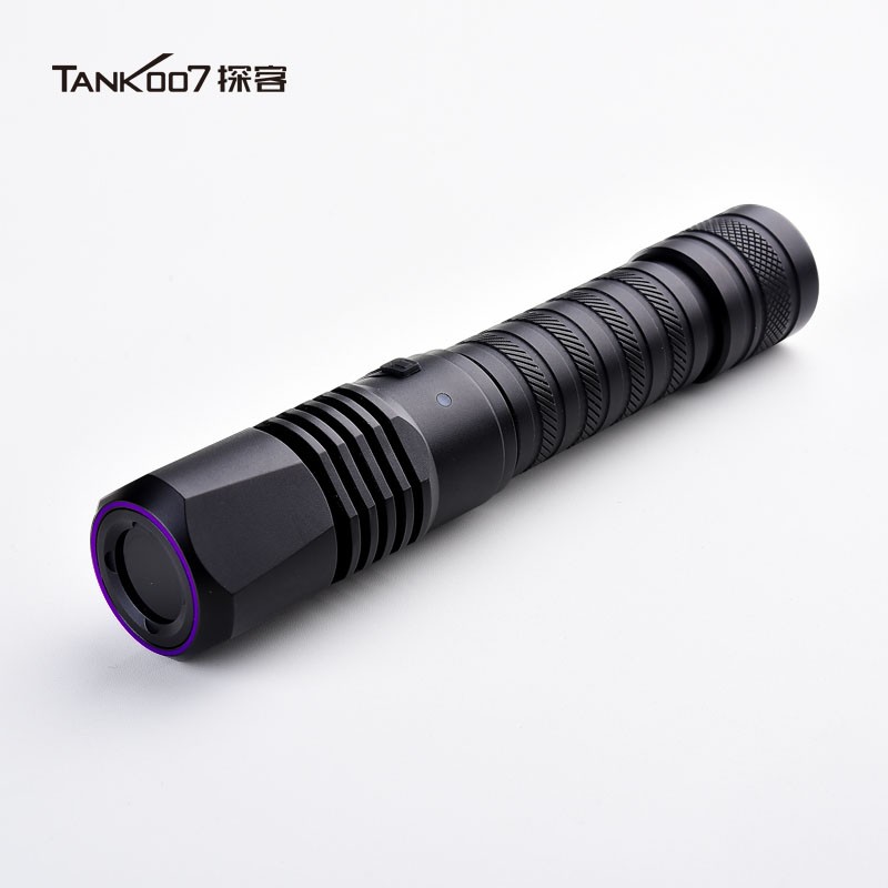 TANK007探客CI05匀光手电筒刑侦、检查、找寻、勘察等..